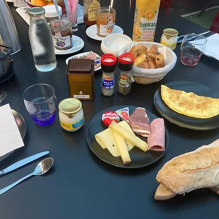 Couette-café Cosy 4*