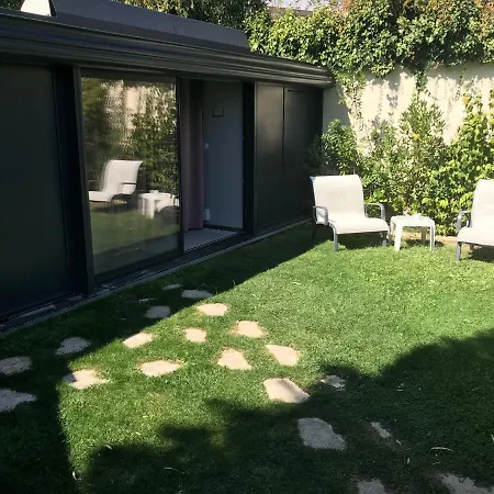 فندق مبيت وإفطار Cosy 4*