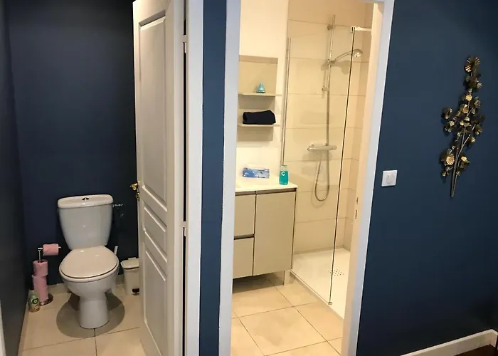 波尔多舒适b＆b酒店