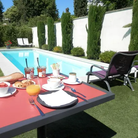 Oda ve Kahvaltı Cosy Bordeaux
